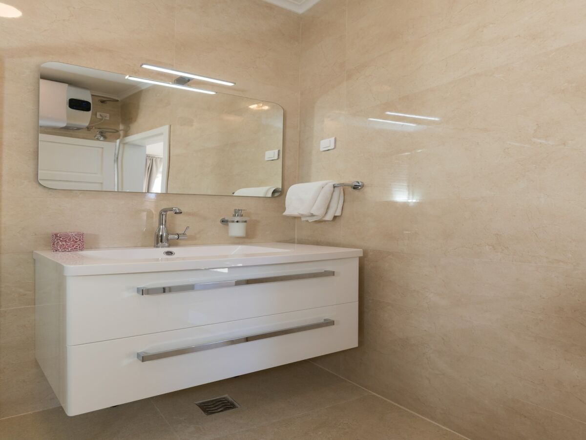 Apartment Apartments Urbis - Studio Apartment with City View (Zasebni) - Features photo 2