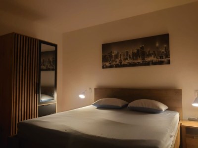 Apartment Villa Peragić - Triple Room with Balcony and Private External Bathroom in Molunat - Apartment