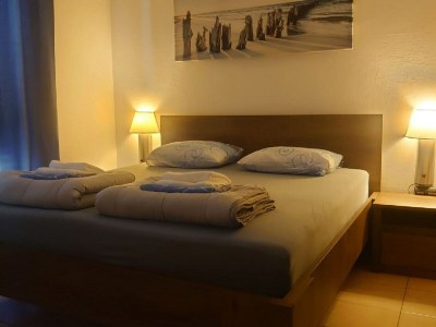 Apartment Villa Peragić - Triple Room with Balcony and Private External Bathroom - Features photo 5