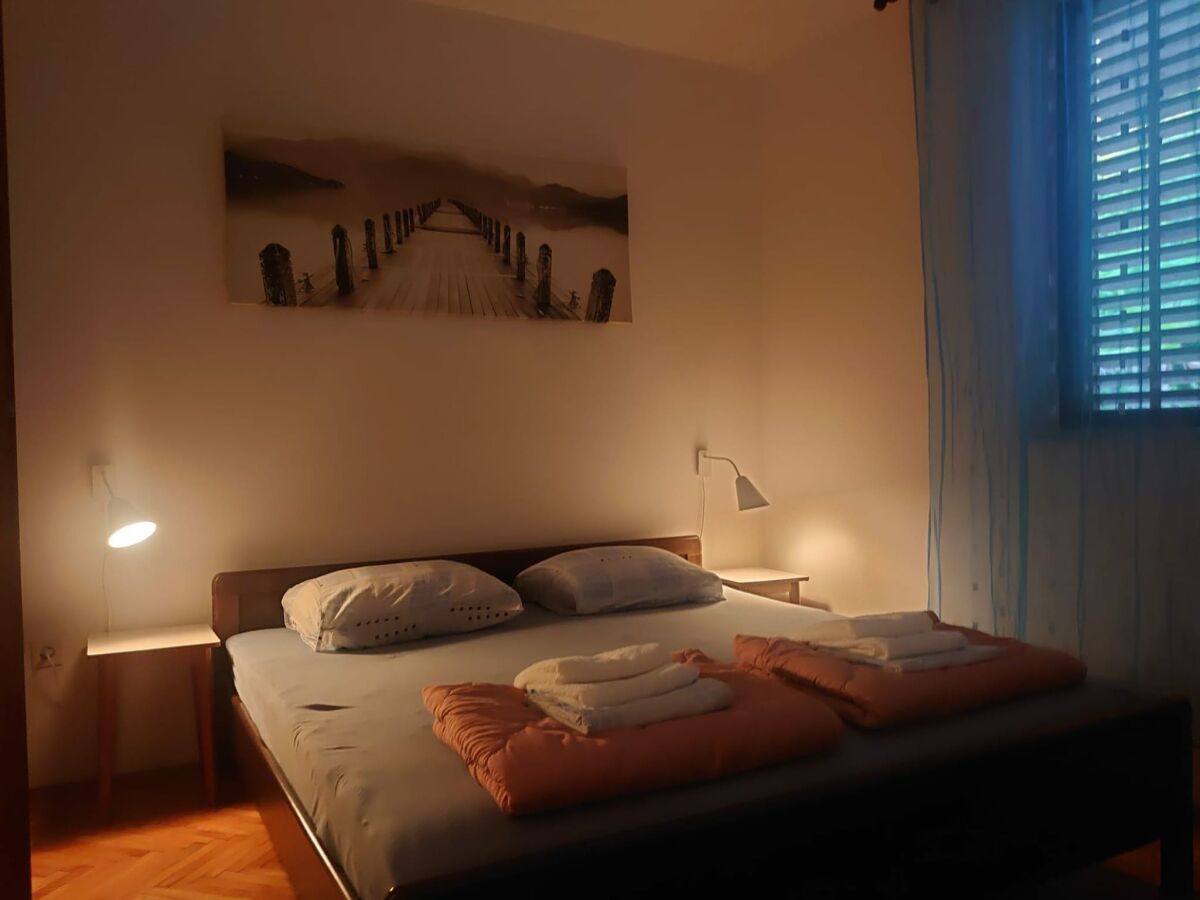 Apartment Villa Peragić - Triple Room with Balcony - Features photo 5