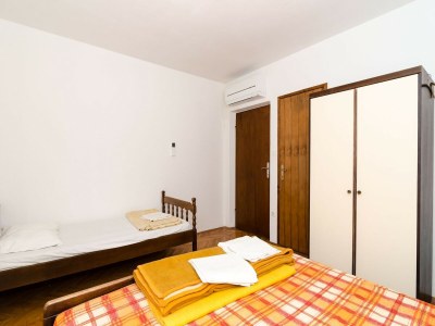 Apartment Villa Peragić - Triple Room 2 - Features photo 4