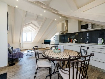 Apartment Apartments Life - Two Bedroom Apartment with Balcony and Sea View - Features photo 9