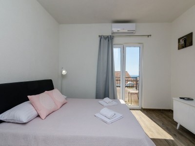 Apartment Apartments Life - Two Bedroom Apartment with Balcony and Sea View - Features photo 24