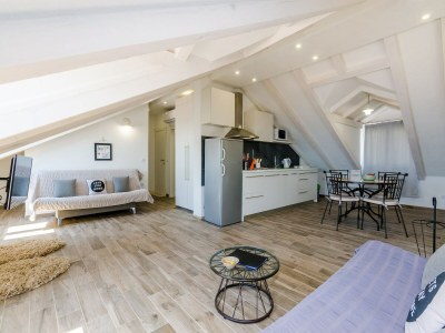 Apartment Apartments Life - Two Bedroom Apartment with Balcony and Sea View - Features photo 27