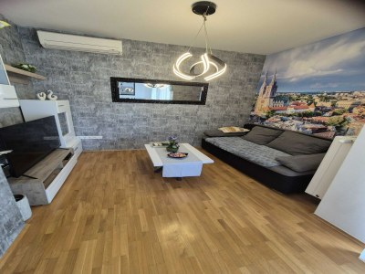 Apartment Apartment Josip - One Bedroom apartment - Features photo 9