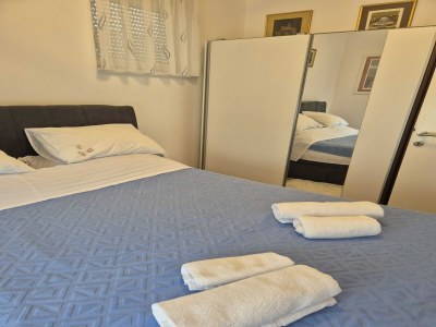 Apartment Apartment Josip - One Bedroom apartment - Features photo 20