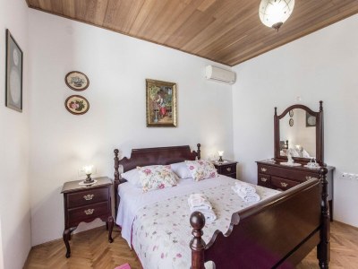 Holiday house Holiday home Villa Spilla - Three Bedroom Home with Terrace - Features photo 4
