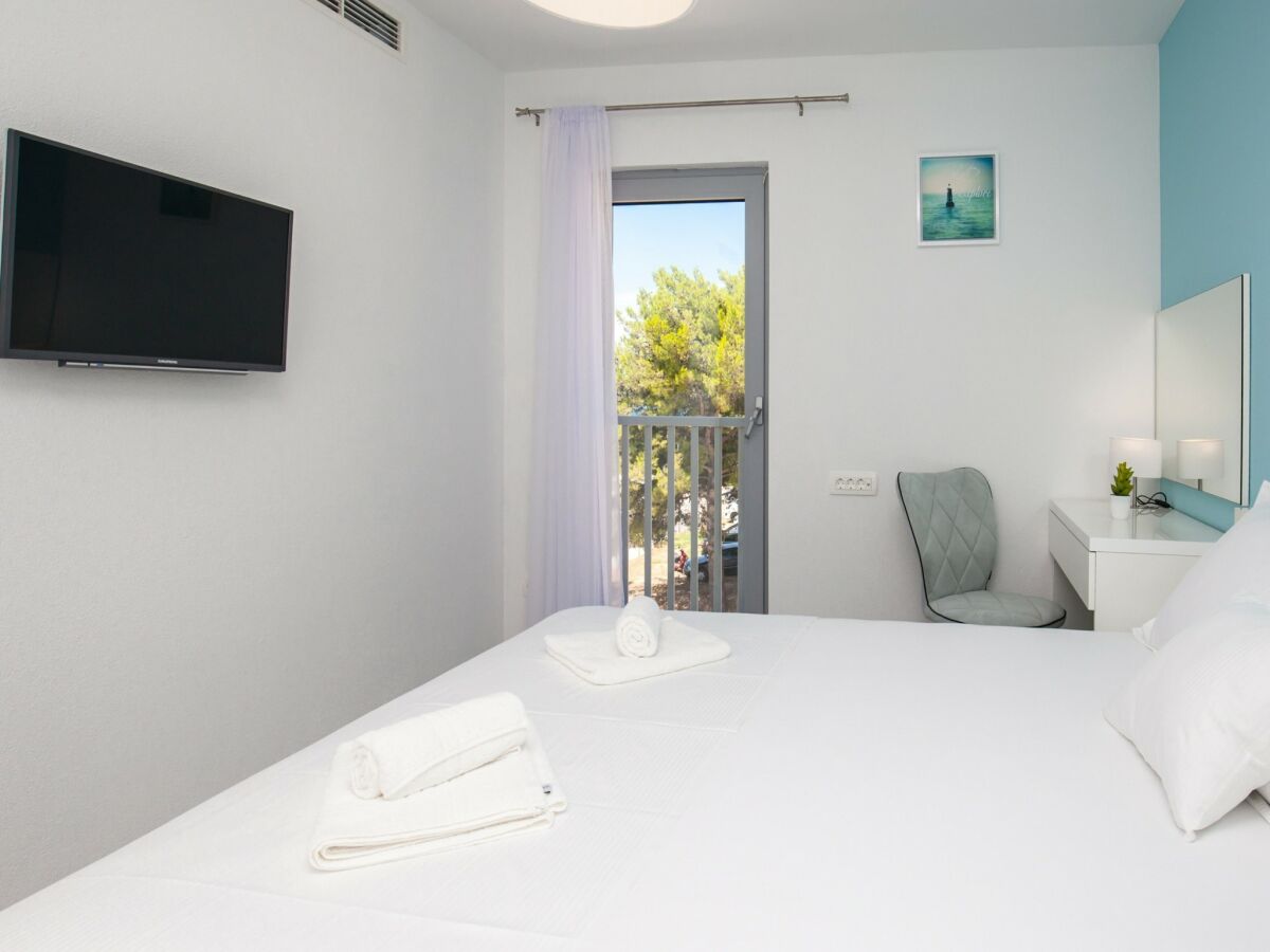 Apartment Apartments Dva Galeba - One Bedroom Apartment with Sea View (204) - Features photo 2