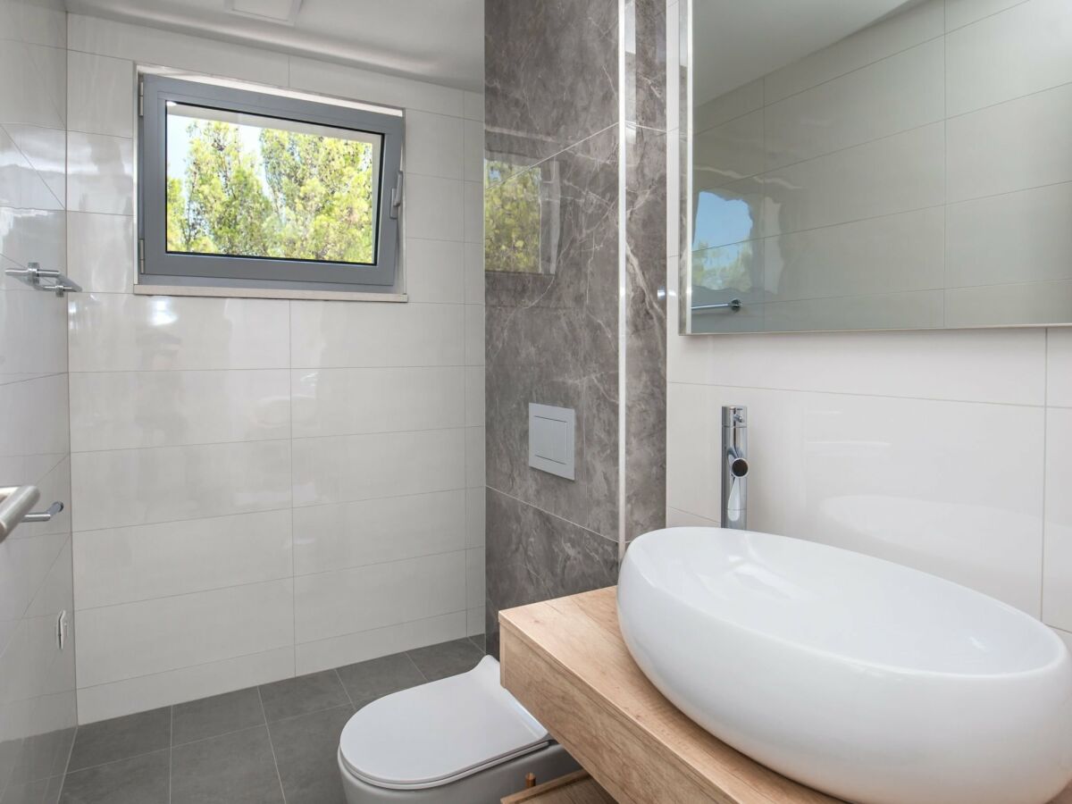 Apartment Apartments Dva Galeba - Comfort One Bedroom Apartment with Sea View (205) - Features photo 5