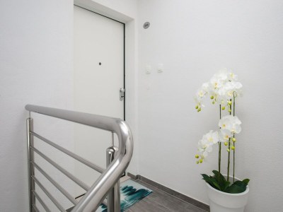 Apartment Apartments Dva Galeba - Comfort One Bedroom Apartment with Sea View (205) - Outdoor photo 2