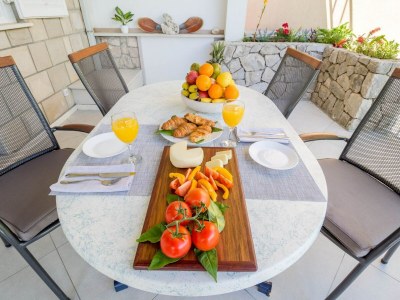 Apartment Apartment Karla - Two-Bedroom Apartment with Sea View - Features photo 16