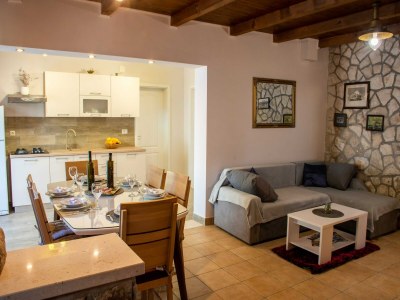 Holiday house Holiday Home Luna - Two Bedroom Holiday Home with Sea View - Features photo 11