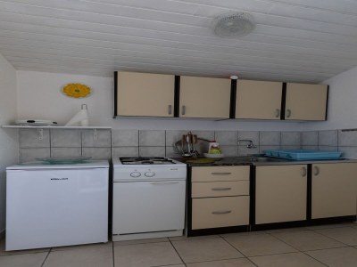 Apartment Apartments Belenum - One-Bedroom Apartment with Balcony and Sea View (no.3) - Features photo 11