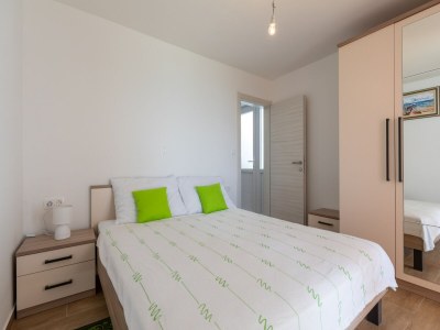 Apartment Apartment Nike - Two-Bedroom Apartment with Terrace - Features photo 7