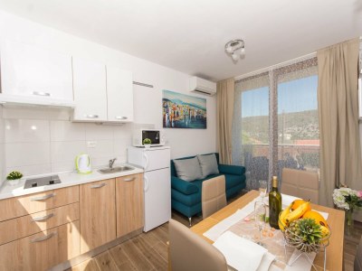 Apartment Villa LA-Comfort One Bedroom Apartment with Sea View Terrace 3 - Features photo 26