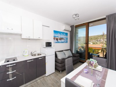 Apartment Villa LA-Comfort One Bedroom Apartment with Sea View Terrace 3 - Features photo 35
