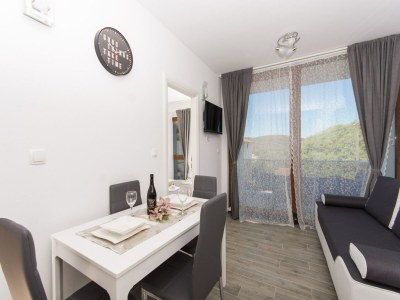 Apartment Villa LA-Comfort One Bedroom Apartment with Sea View Terrace 2 - Features photo 37