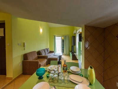 Apartment Apartments Karen - Standard One Bedroom Apartment with Balcony (A3) - Features photo 7