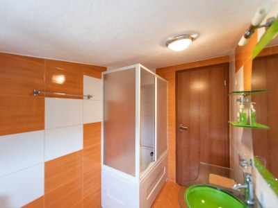 Apartment Apartments Karen - Standard One Bedroom Apartment with Balcony (A3) - Features photo 8