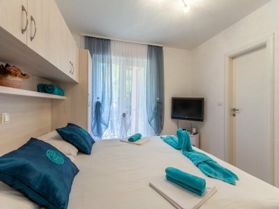 Apartment Apartments Palma -Studio with Balcony  and Sea View( Mali ) - Features photo 15