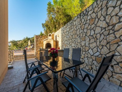 Apartment Apartments Palma - Two Bedroom Apartment with Balcony and Sea View  ( Veliki ) - Outdoor photo 44