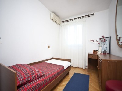 Holiday house Holiday home  Ingrid - Four Bedroom Holiday Home with Pool - Features photo 13