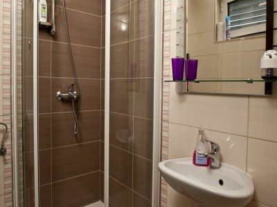 Holiday house Holiday home  Ingrid - Four Bedroom Holiday Home with Pool - Features photo 18