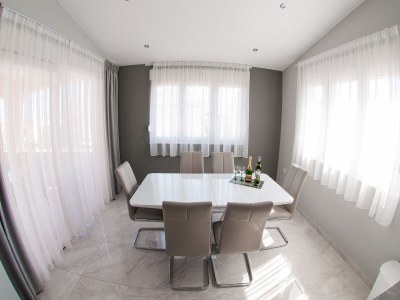 Apartment Apartments Anita-Luxury Three Bedroom Apartment with Terrace - Features photo 18