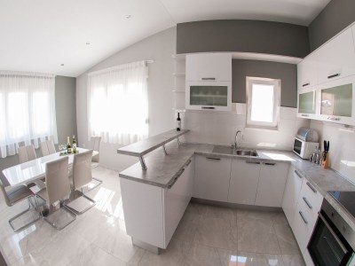 Apartment Apartments Anita-Luxury Three Bedroom Apartment with Terrace - Features photo 24