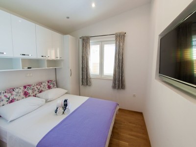 Apartment Apartments Anita-Luxury Three Bedroom Apartment with Terrace - Features photo 25