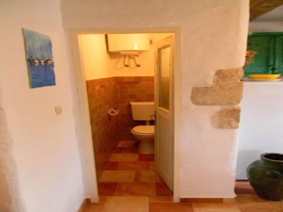 Holiday house Lavender Cottage-Two Bedroom  Holiday Cottage  with Terrace - Features photo 9