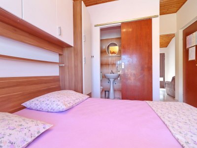 Apartment Apartments Peselj-Studio Apartment with Balcony and Sea View ( 1 ) - Features photo 7