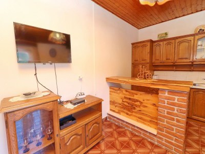Apartment Apartments Peselj-One Bedroom Apartment with Balcony and Sea View ( 2 ) - Features photo 5