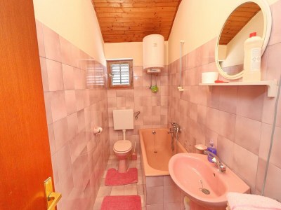 Apartment Apartments Peselj-One Bedroom Apartment with Balcony and Sea View ( 2 ) - Features photo 13