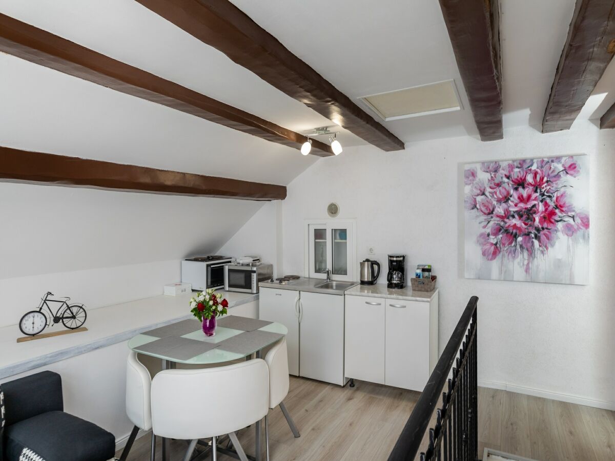 Apartment Old Town Charming Nest - One Bedroom Apartment - Features photo 4