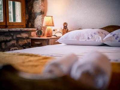 Villa Villa Lazini Dvori - Two Bedroom Stone House Villa with Private Pool - Features photo 17