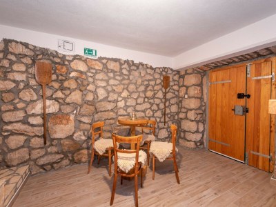 Villa Villa Lazini Dvori - Two Bedroom Stone House Villa with Private Pool - Features photo 31