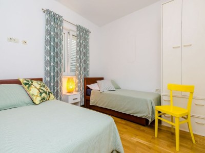 Apartment Private Garden Apartment Dubrovnik - Two-Bedroom Apartment with Garden and Terrace - Features photo 10