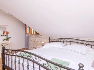 Holiday house Holiday Home Lovište-Three Bedroom Holiday Home with Pool and  Sea View - Features photo 6