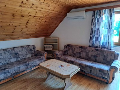 Apartment Guesthouse Žafran- Double Room With Terrace - Features photo 11