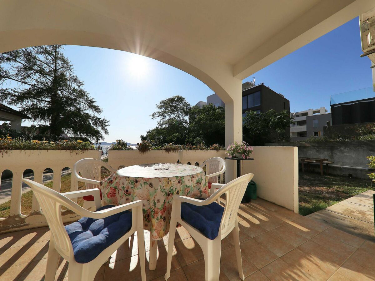 Apartment Apartments Melita - Comfort Two Bedroom Apartment with Terrace and Sea View (A2) - Outdoor photo 4