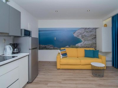 Apartment Apartments Antonio - Comfort One-Bedroom Apartment with Balcony and Sea View - 4 - Features photo 9