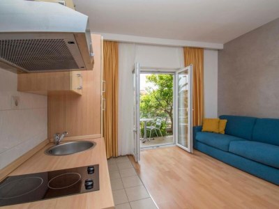 Apartment Apartments Antonio - One Bedroom Apartment with Balcony - 1 - Outdoor photo 13