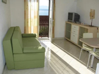 Apartment Apartments Paloc - Standard One-bedroom Apartment with Balcony (Žuti) in Brač - Apartment