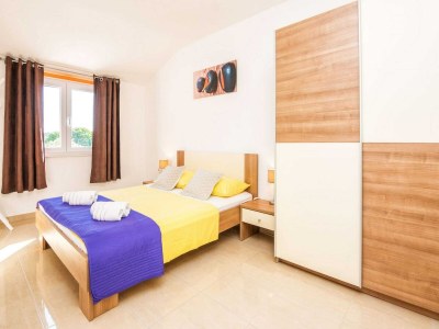 Holiday house Holiday Home Marinela - Four Bedroom Holiday Home with Swimming Pool - Features photo 14