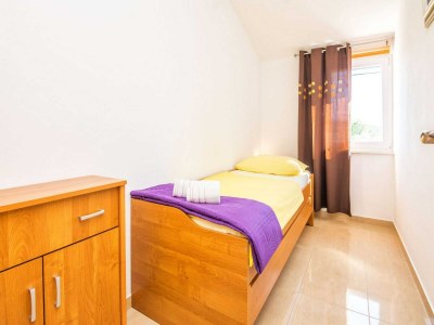 Holiday house Holiday Home Marinela - Four Bedroom Holiday Home with Swimming Pool - Features photo 15