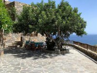 Stein-Villa / Stone-Villa