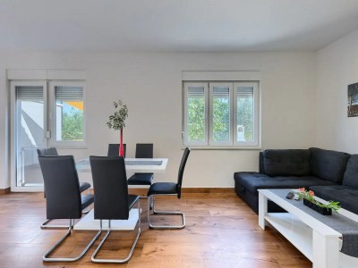 Holiday house Holiday house Chill out Loborika - Two Bedroom Holiday Home with Terrace in Loborika - Holiday house