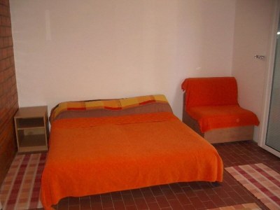 Apartment Apartment Dario - One Bedroom Apartment with Terrace and Sea View - Features photo 9