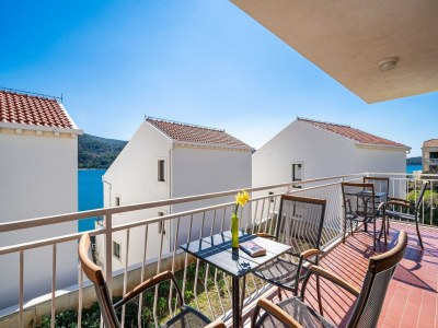 Apartment Apartment Bobić- Three Bedroom Apartment with Balcony and Sea View - Outdoor photo 6